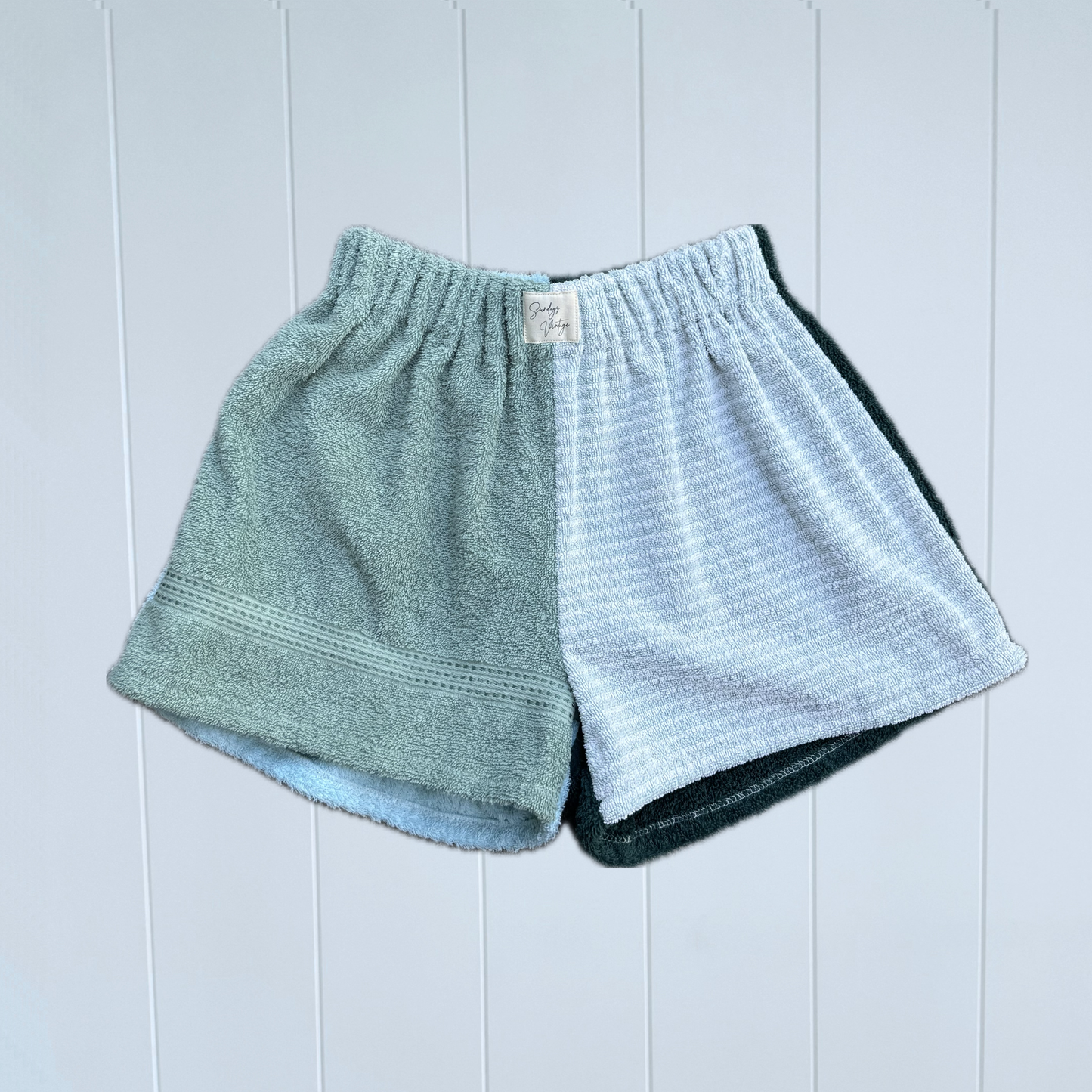 Women's RETOWEL Shorts 003 //Size 6-10
