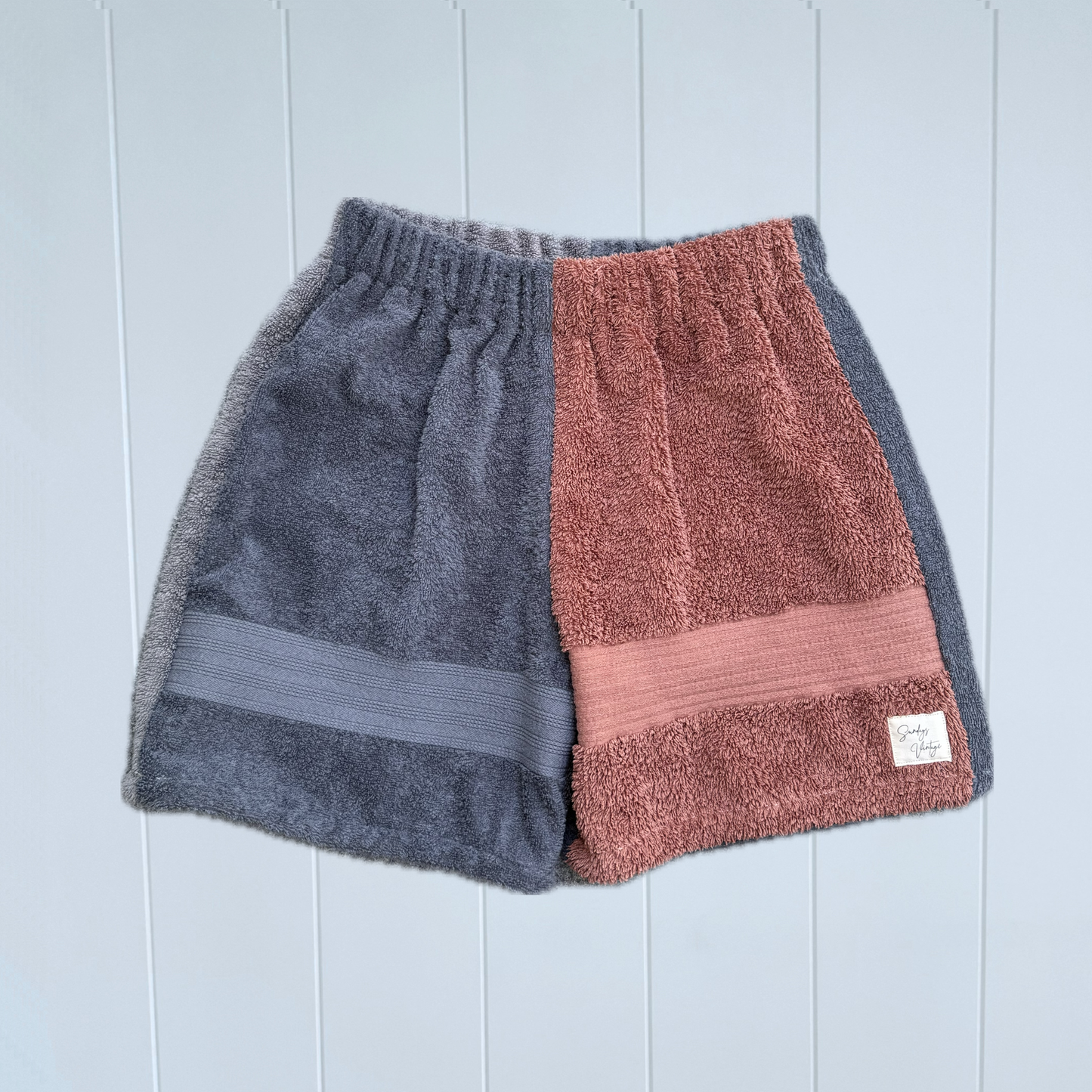 Men’s RETOWEL Shorts 003 // Size 30-34