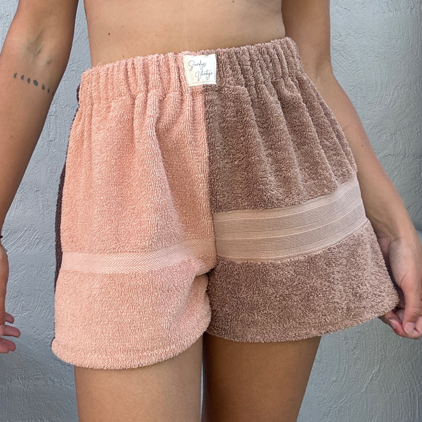 Women's RETOWEL Shorts 010 // Size 8-12