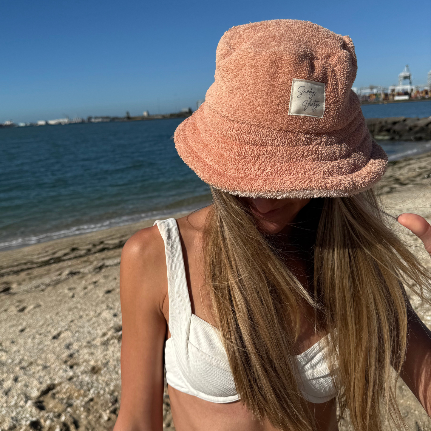 RETOWEL Bucket Hat 001 // One Size