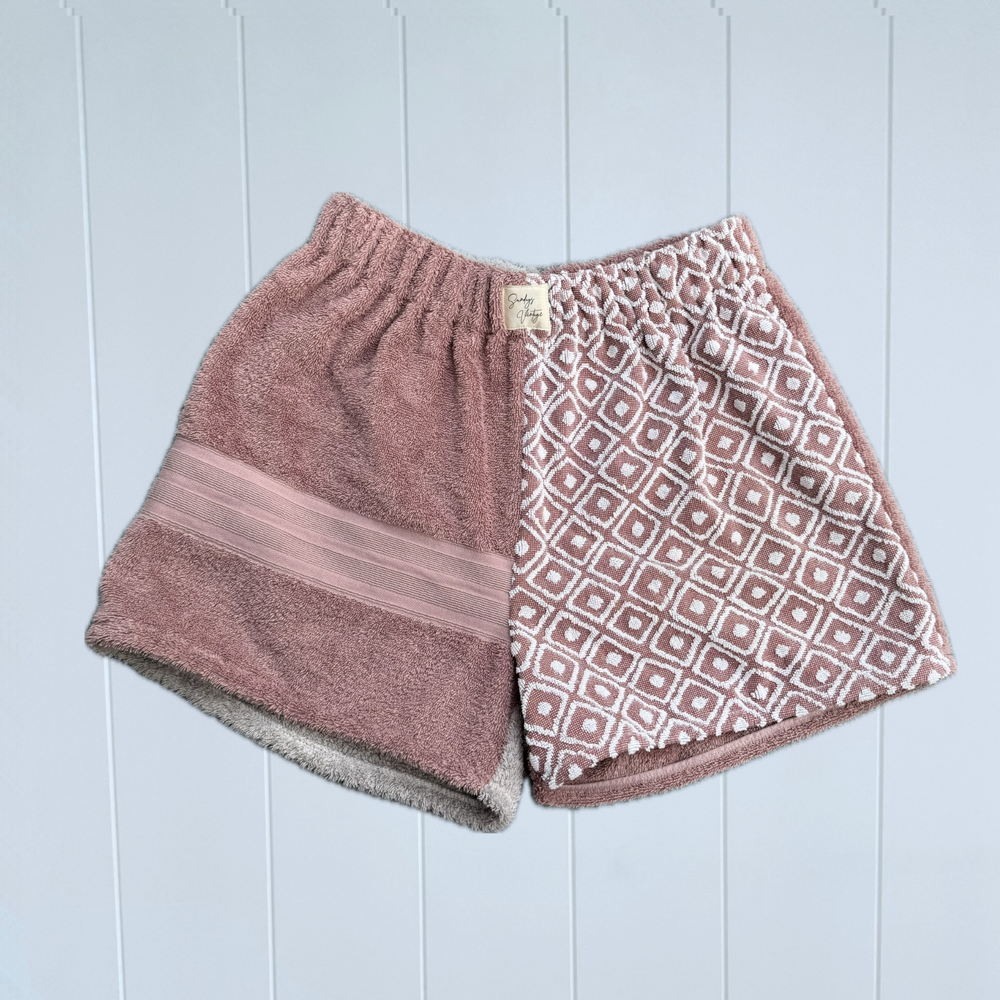 Women's RETOWEL Shorts 004 // Size 10-14