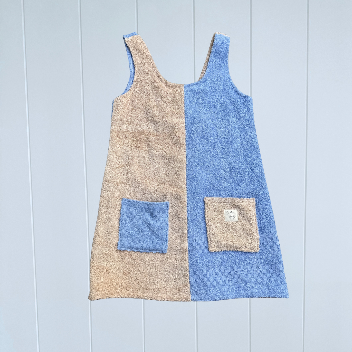 RETOWEL Dress 002 // Size 6-10