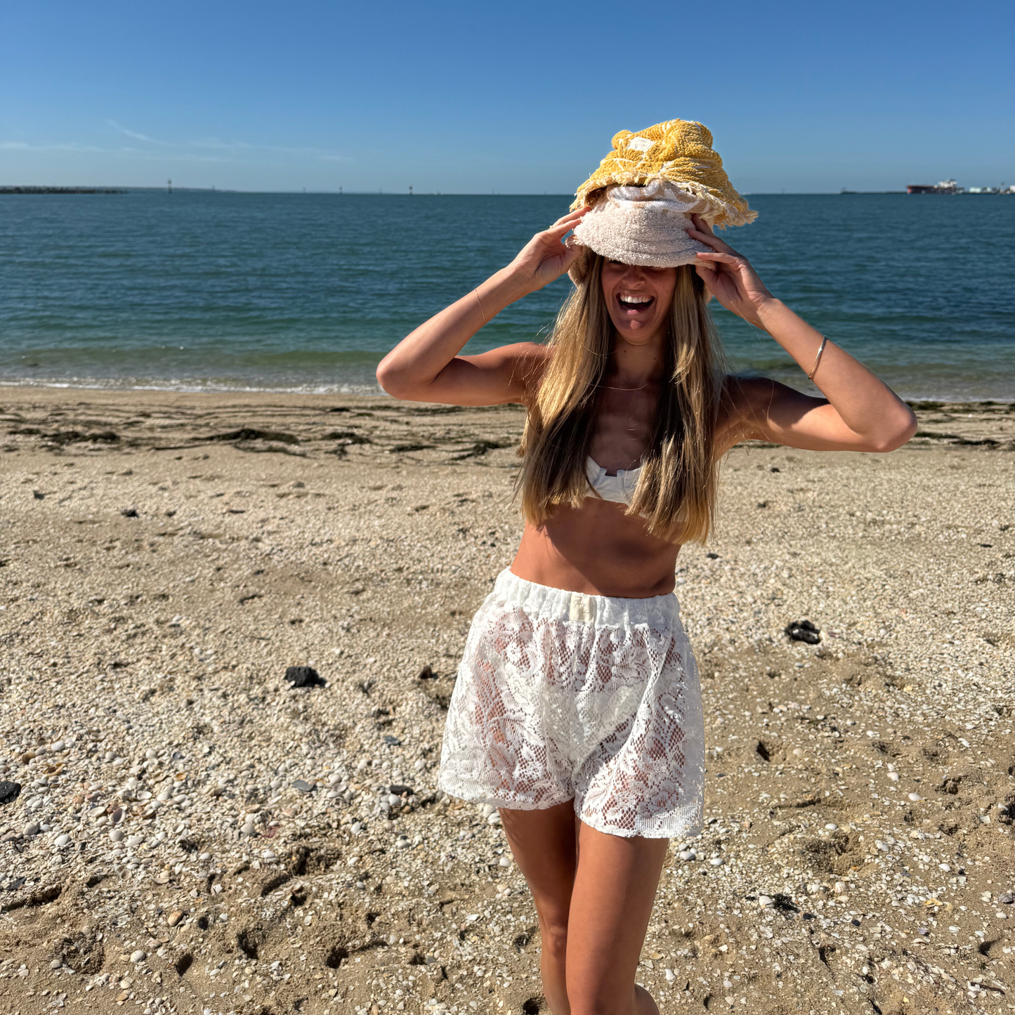 Sundays Lace Shorts // Size 10-14