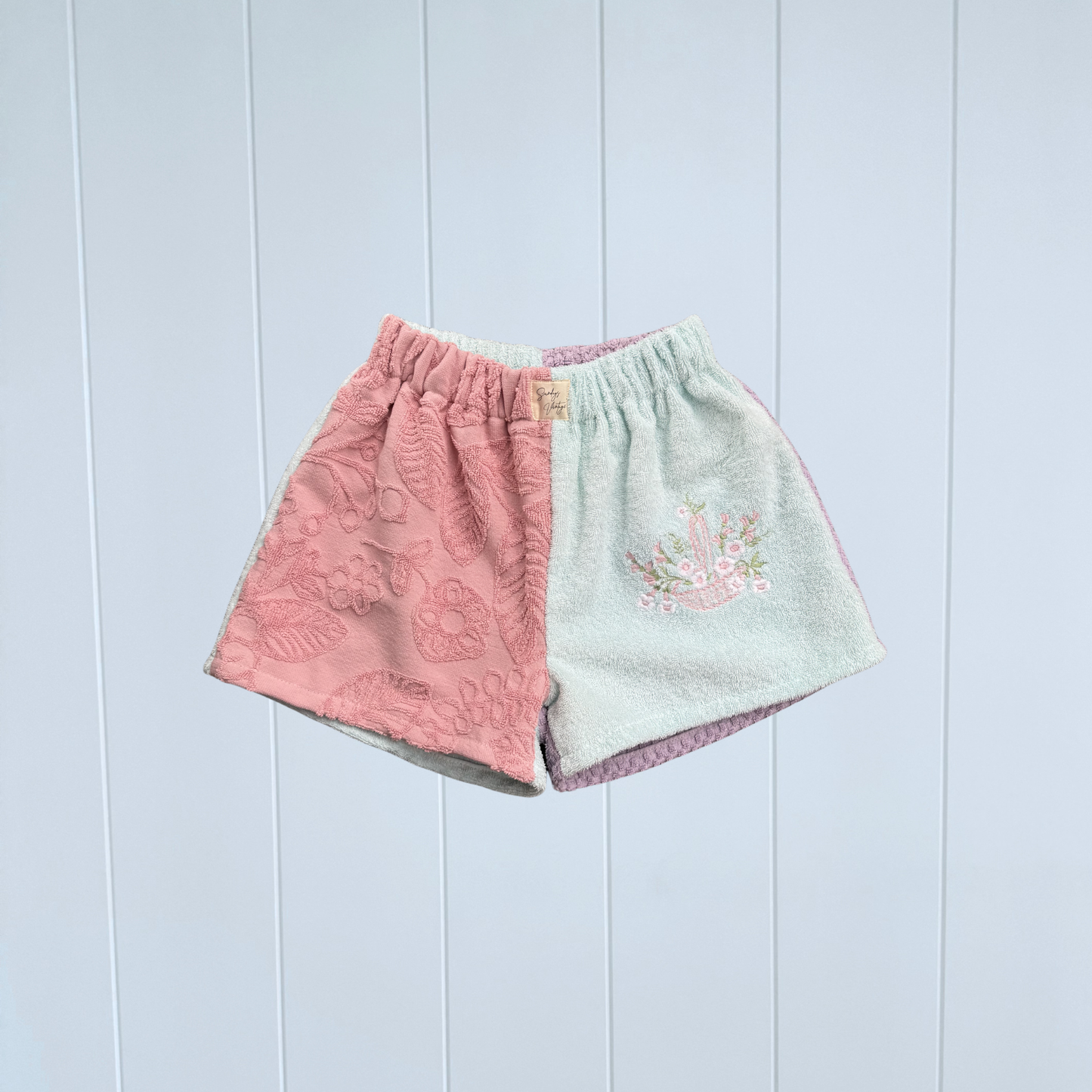 Women's RETOWEL Shorts 007 //Size 6-10