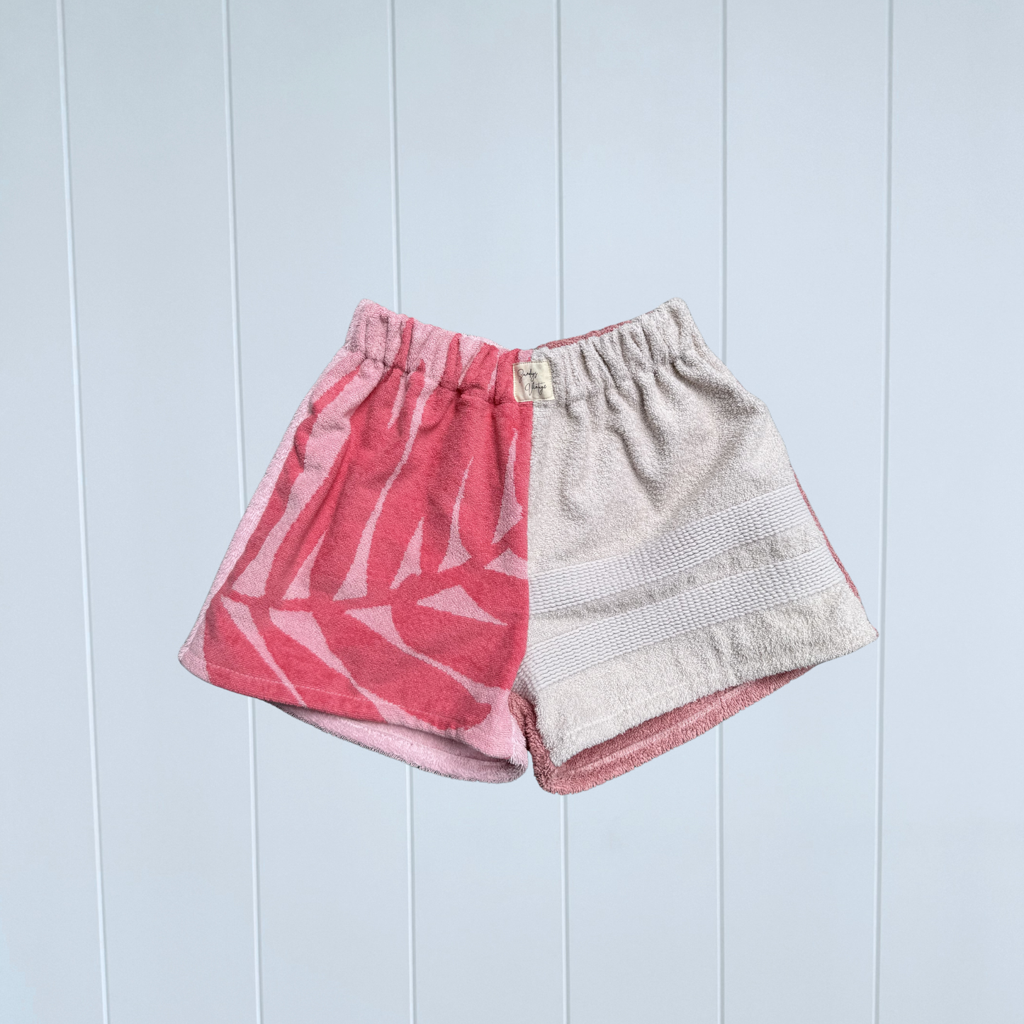 Women's RETOWEL Shorts 017 // Size 8-12