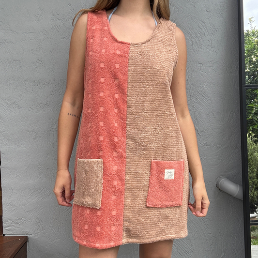 RETOWEL Dress 006 // Size 10-14