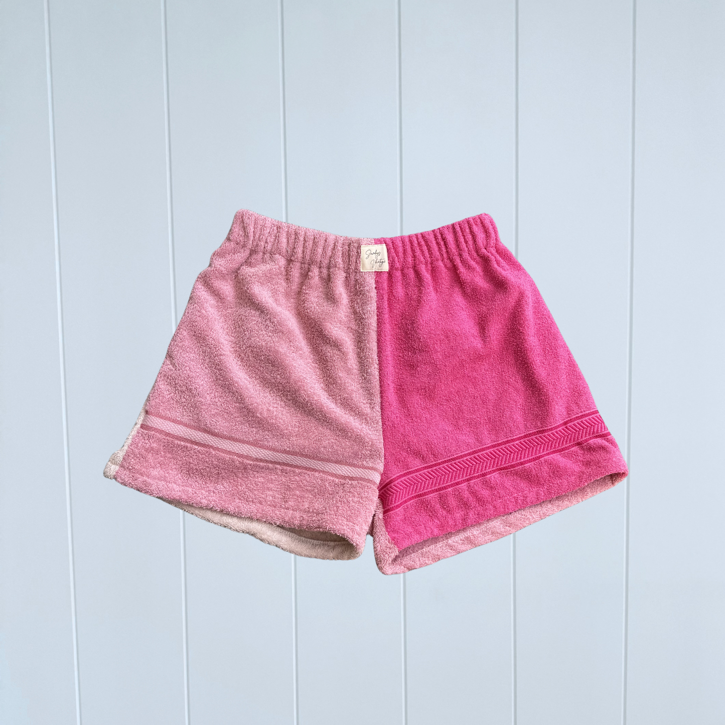 Women's RETOWEL Shorts 008 // Size 10-14