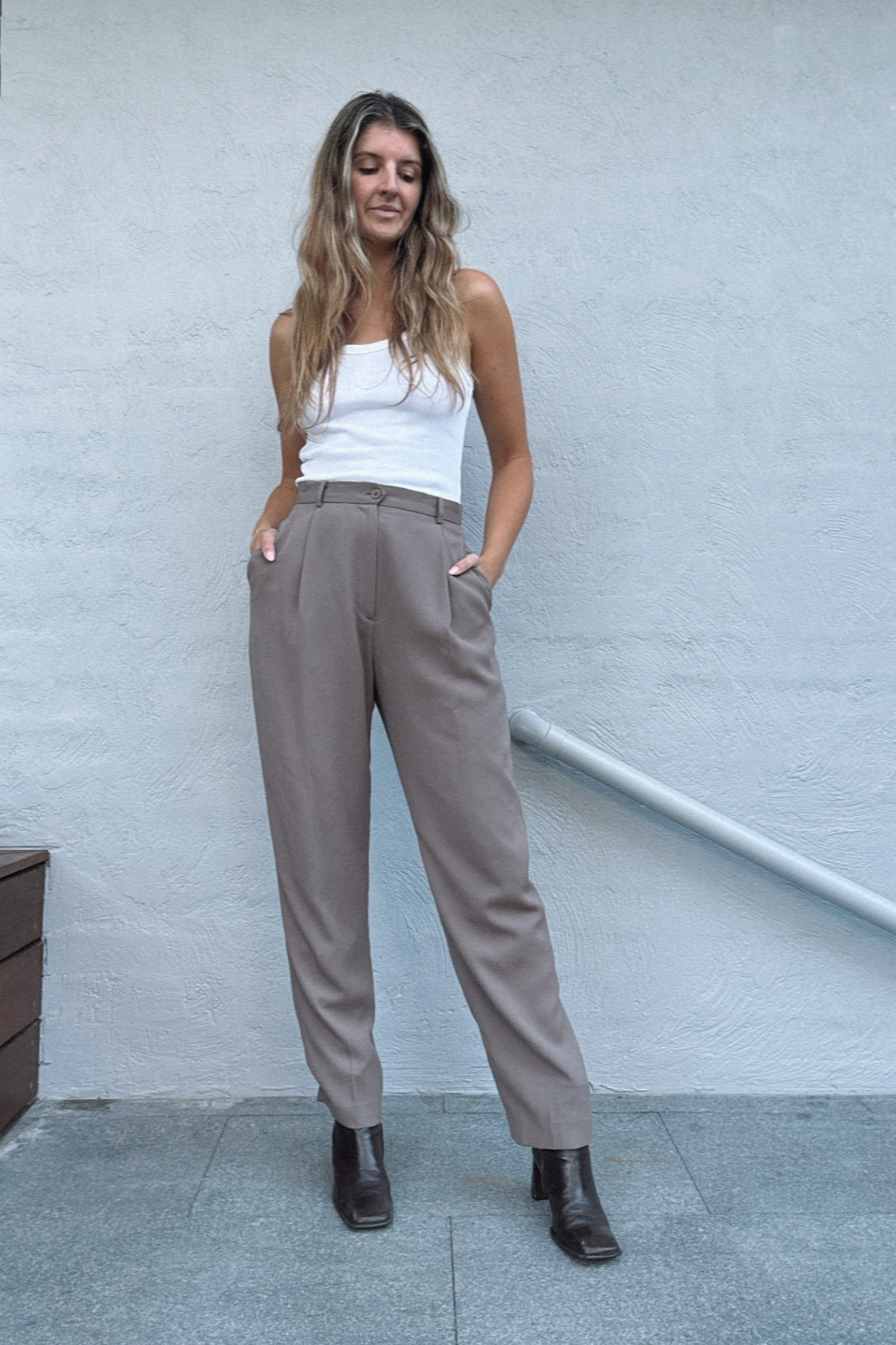 Vintage Taupe Trousers // Size 8-10