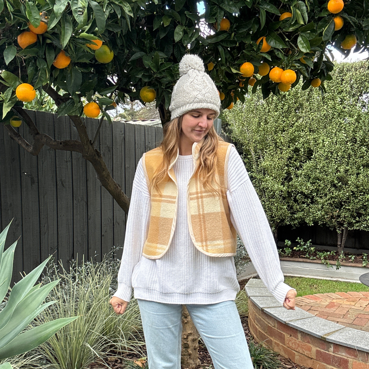 Sunday Snug Vest 001 // Honey Oat