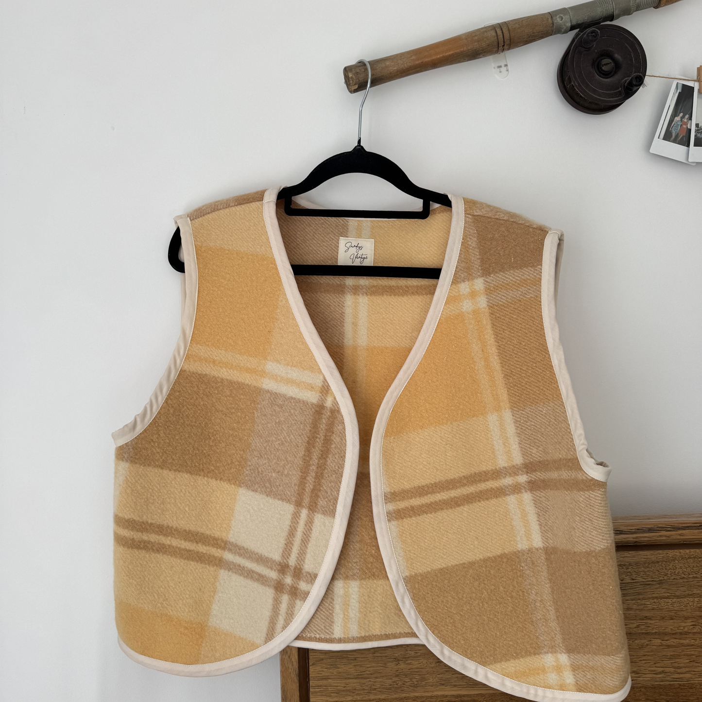 Sunday Snug Vest 007 // Honey Oat