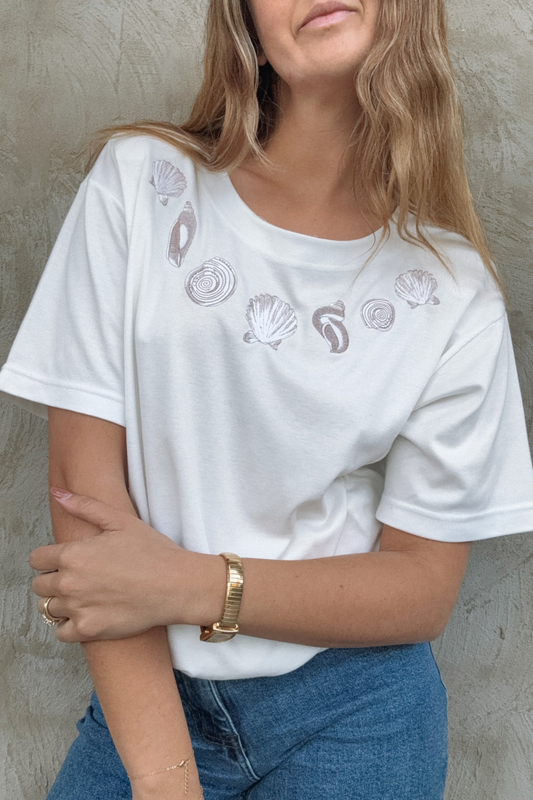 Seashell T-Shirt // Size 12