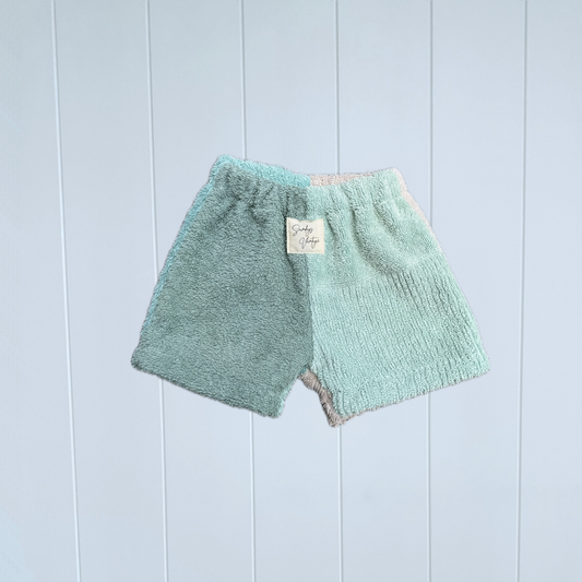 Kids RETOWEL Shorts 004 // Size 6-18 months